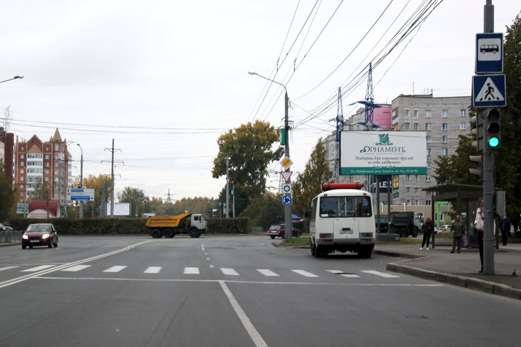 ул. Нахимова, 46 (пл. Транспортная)
