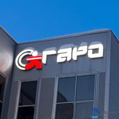 Выполнили реставрацию световой вывески для комплекса «Гаро»