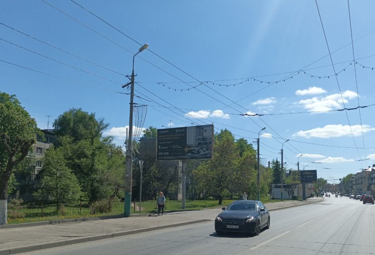 ул. Калинина, 82