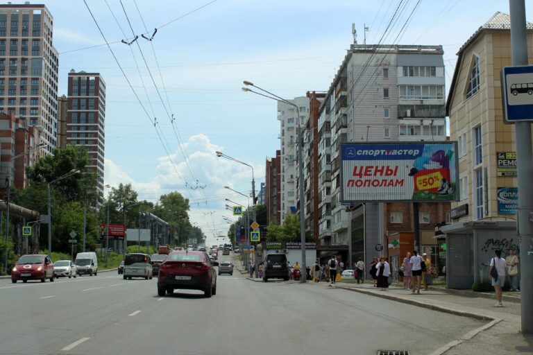 пр. Комсомольский, 37в - ул. Алтайская (призматрон)