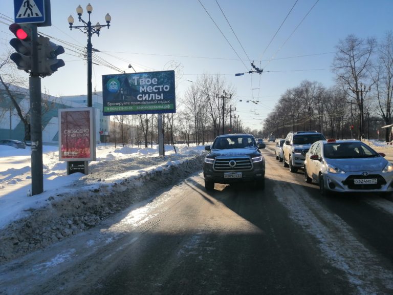 ул. Карла Маркса, ост.Троллейбусное депо (в аэропорт)